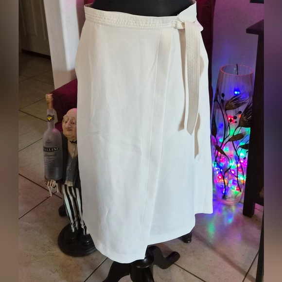 DKNY 
Faux-Wrap Skirt - Picture 2 of 16